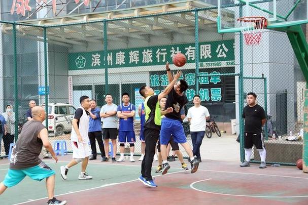 更是拜仁强